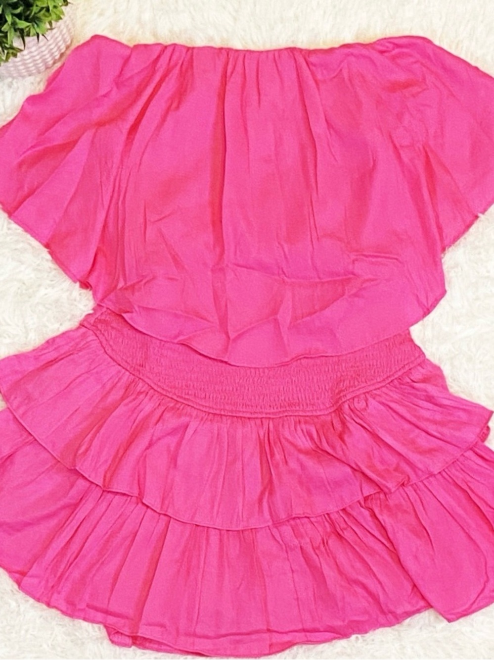 Mustard Seed Strapless Tiered Mini Dress in Hot Pink